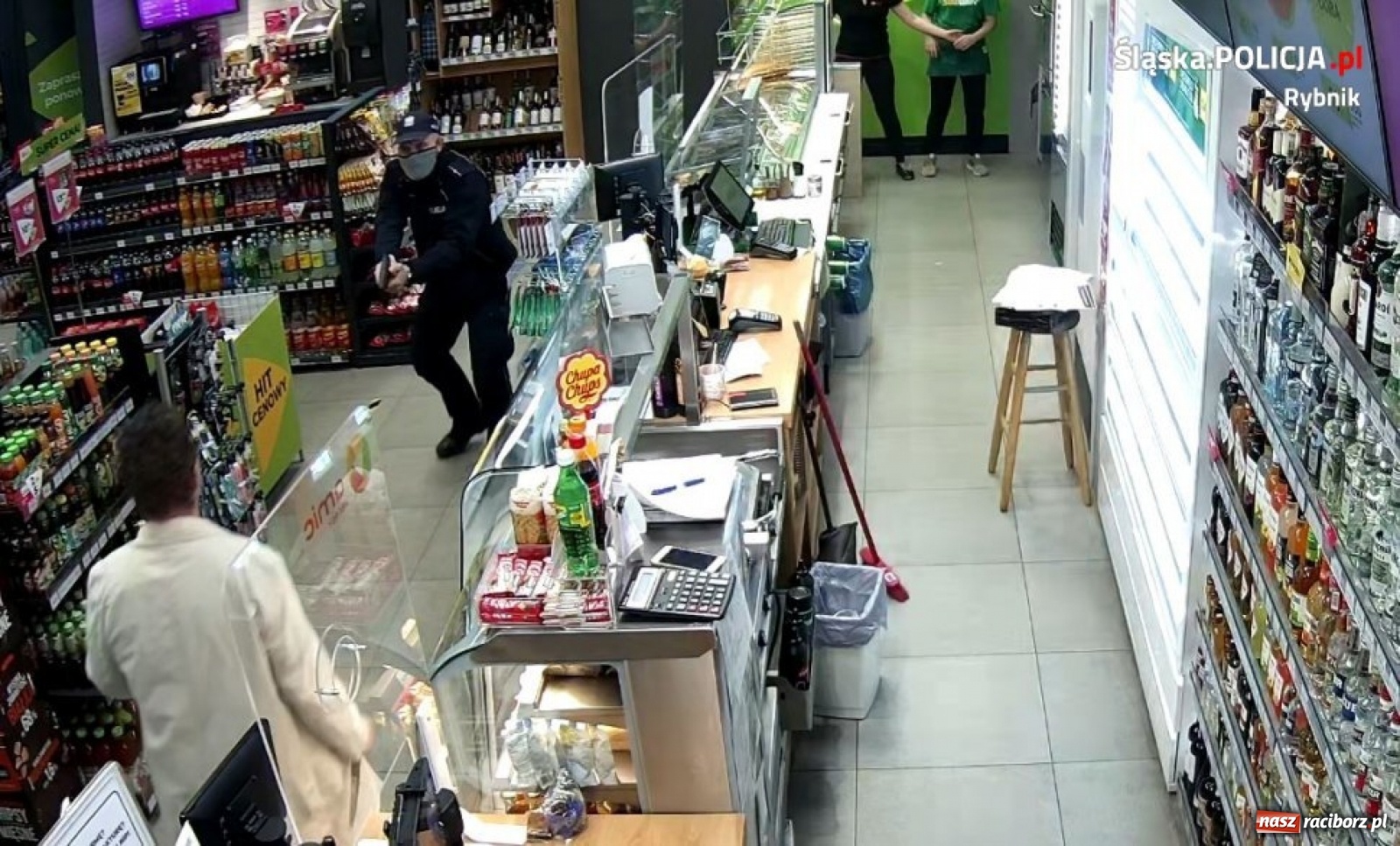 Zdjęcie w galerii na portalu naszraciborz.pl: Napad na stację paliw w Rybniku. Nożownik zatrzymany wiadomości z regionu