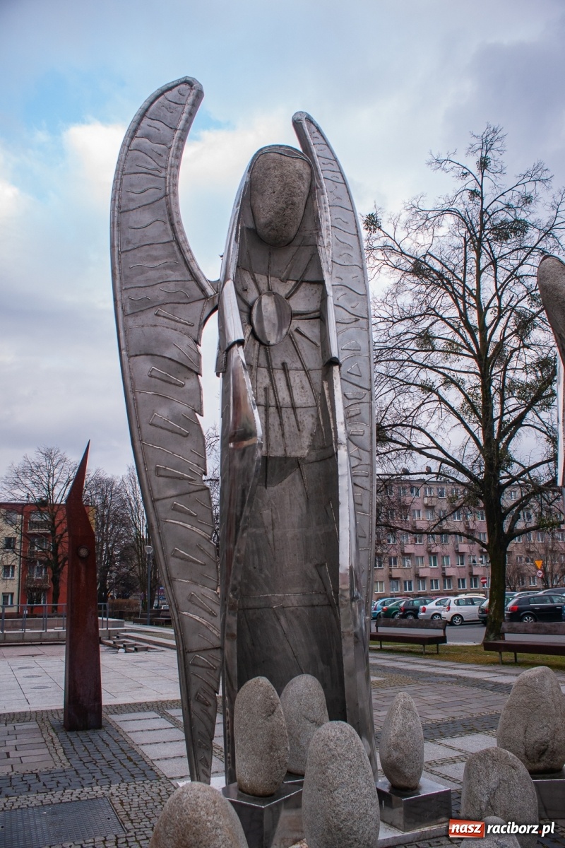 Zdjęcie w galerii na portalu naszraciborz.pl: Anioły zawitały do Raciborza wiadomości z regionu