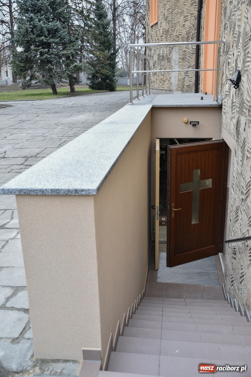 Zdjęcie w galerii na portalu naszraciborz.pl: W piątek w kościele NSPJ rozpocznie się wieczysta adoracja wiadomości z regionu