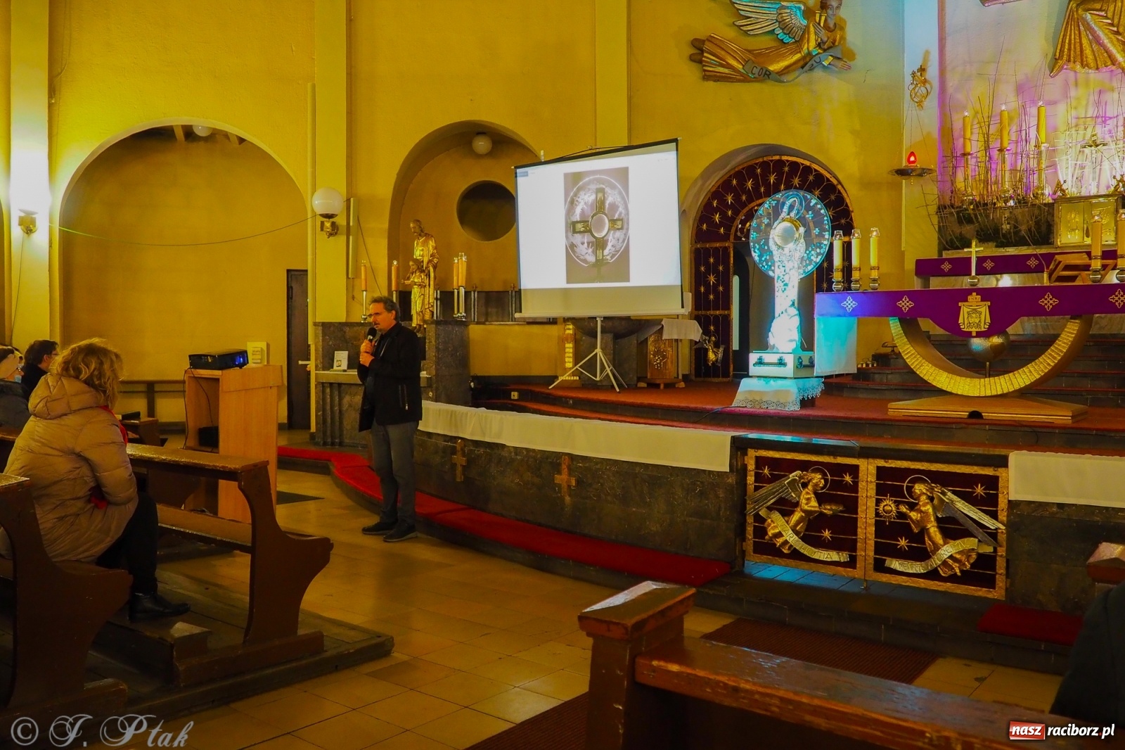 Zdjęcie w galerii na portalu naszraciborz.pl: W piątek w kościele NSPJ rozpocznie się wieczysta adoracja wiadomości z regionu