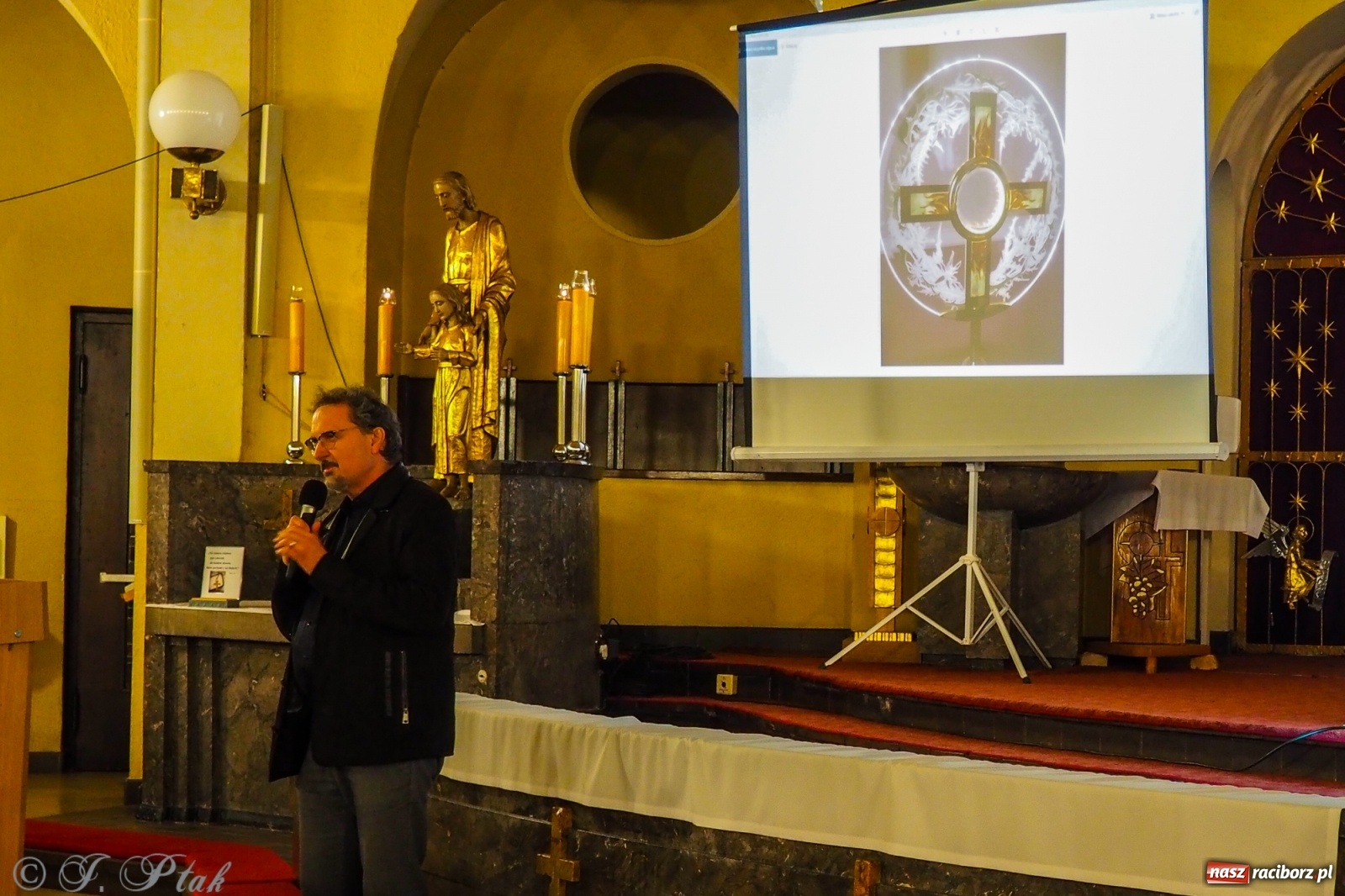 Zdjęcie w galerii na portalu naszraciborz.pl: W piątek w kościele NSPJ rozpocznie się wieczysta adoracja wiadomości z regionu