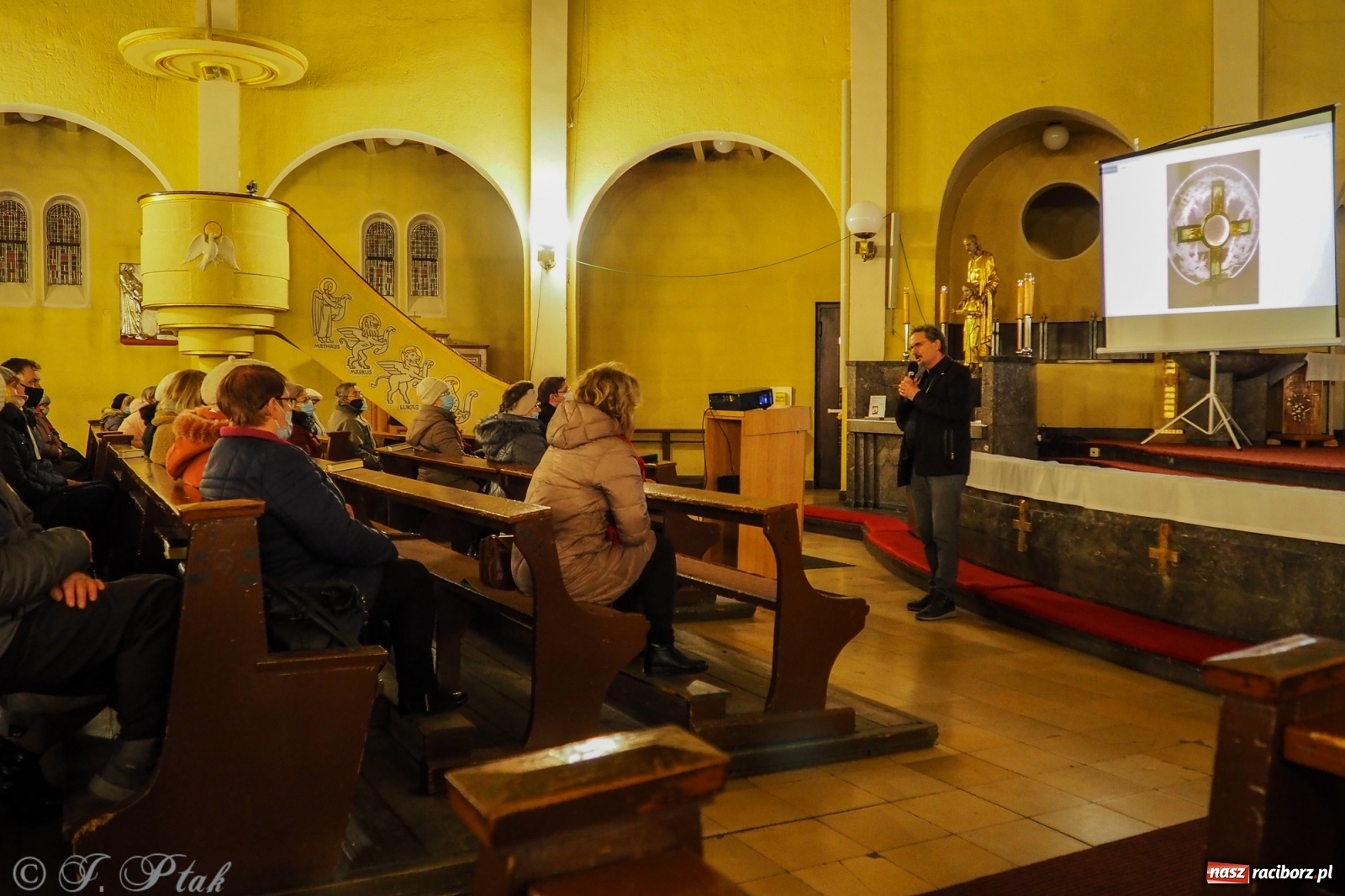 Zdjęcie w galerii na portalu naszraciborz.pl: W piątek w kościele NSPJ rozpocznie się wieczysta adoracja wiadomości z regionu