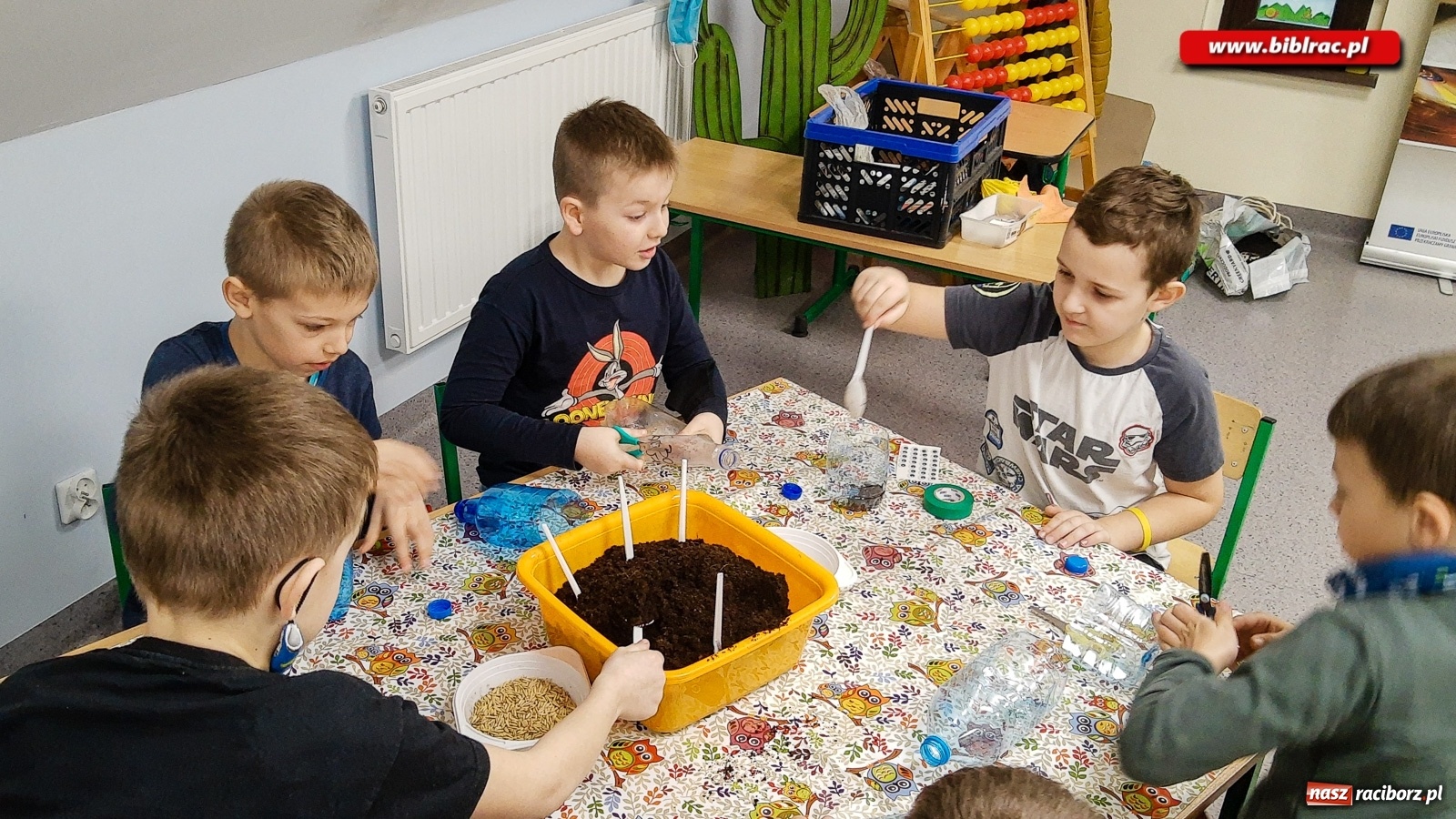 Zdjęcie w galerii na portalu naszraciborz.pl: Rośliny w życiu człowieka. Warsztaty dla dzieci w Brzeziu [FOTO] wiadomości z regionu