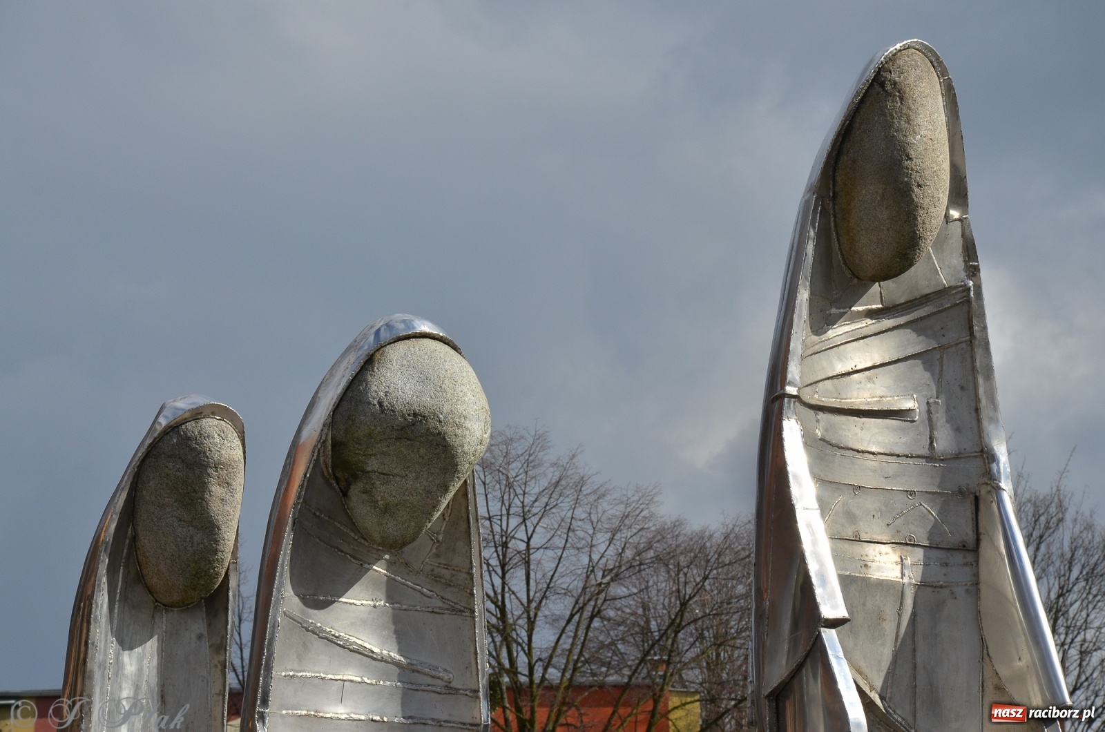 Zdjęcie w galerii na portalu naszraciborz.pl: Ratusz odpowiada na pytanie o koszty klownów i aniołów wiadomości z regionu