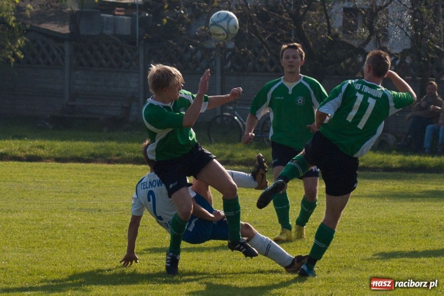 Zdjęcie w galerii na portalu naszraciborz.pl: Tworków nie złamał kuźniańskiej Stali wiadomości z regionu