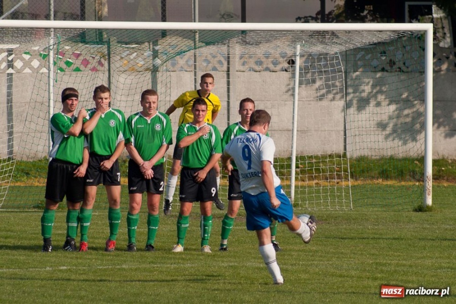 Zdjęcie w galerii na portalu naszraciborz.pl: Tworków nie złamał kuźniańskiej Stali wiadomości z regionu