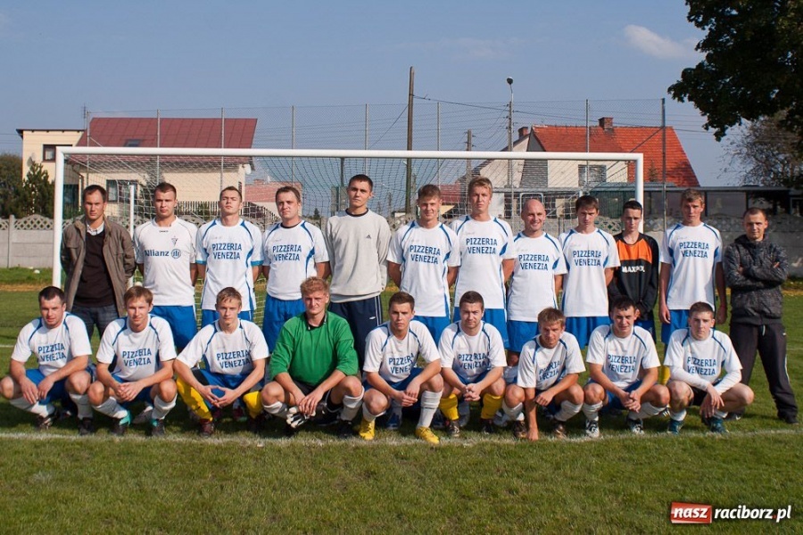 Zdjęcie w galerii na portalu naszraciborz.pl: Tworków nie złamał kuźniańskiej Stali wiadomości z regionu