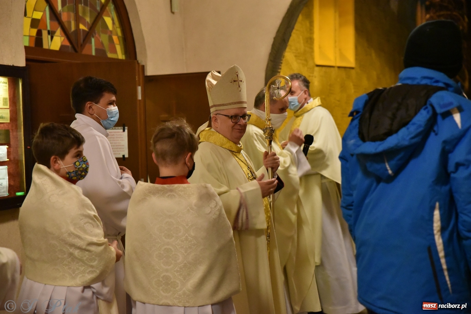Zdjęcie w galerii na portalu naszraciborz.pl: Inauguracja wieczystej adoracji w kościele NSPJ w Raciborzu [WIDEOREPORTAŻ] wiadomości z regionu