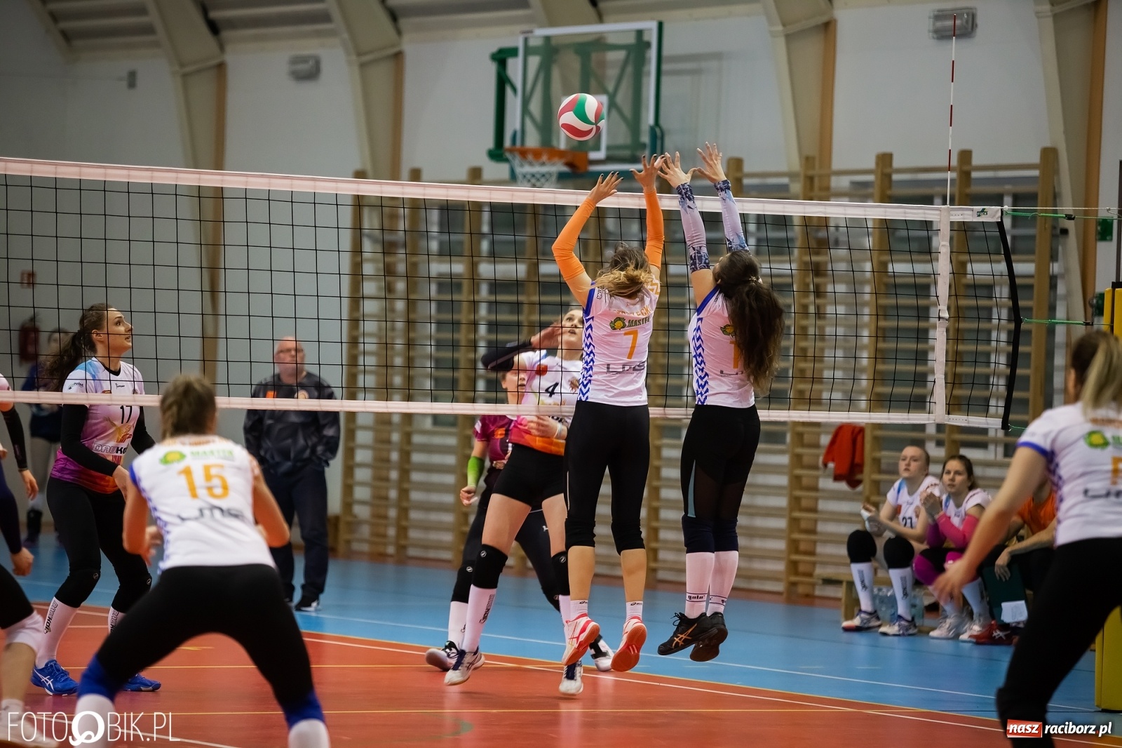 Zdjęcie w galerii na portalu naszraciborz.pl: Kolejne spotkanie UKS Krzanowice bez punktów [FOTO] wiadomości z regionu