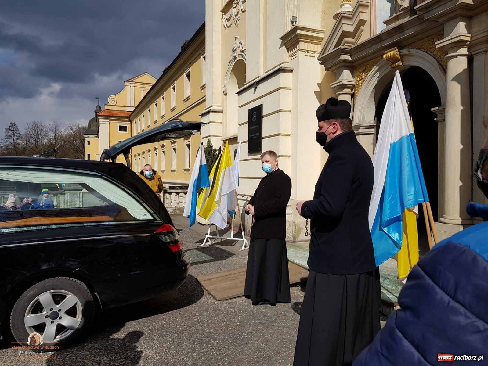 Zdjęcie w galerii na portalu naszraciborz.pl: Ostatnie pożegnanie ks. bp. Gerarda Kusza wiadomości z regionu
