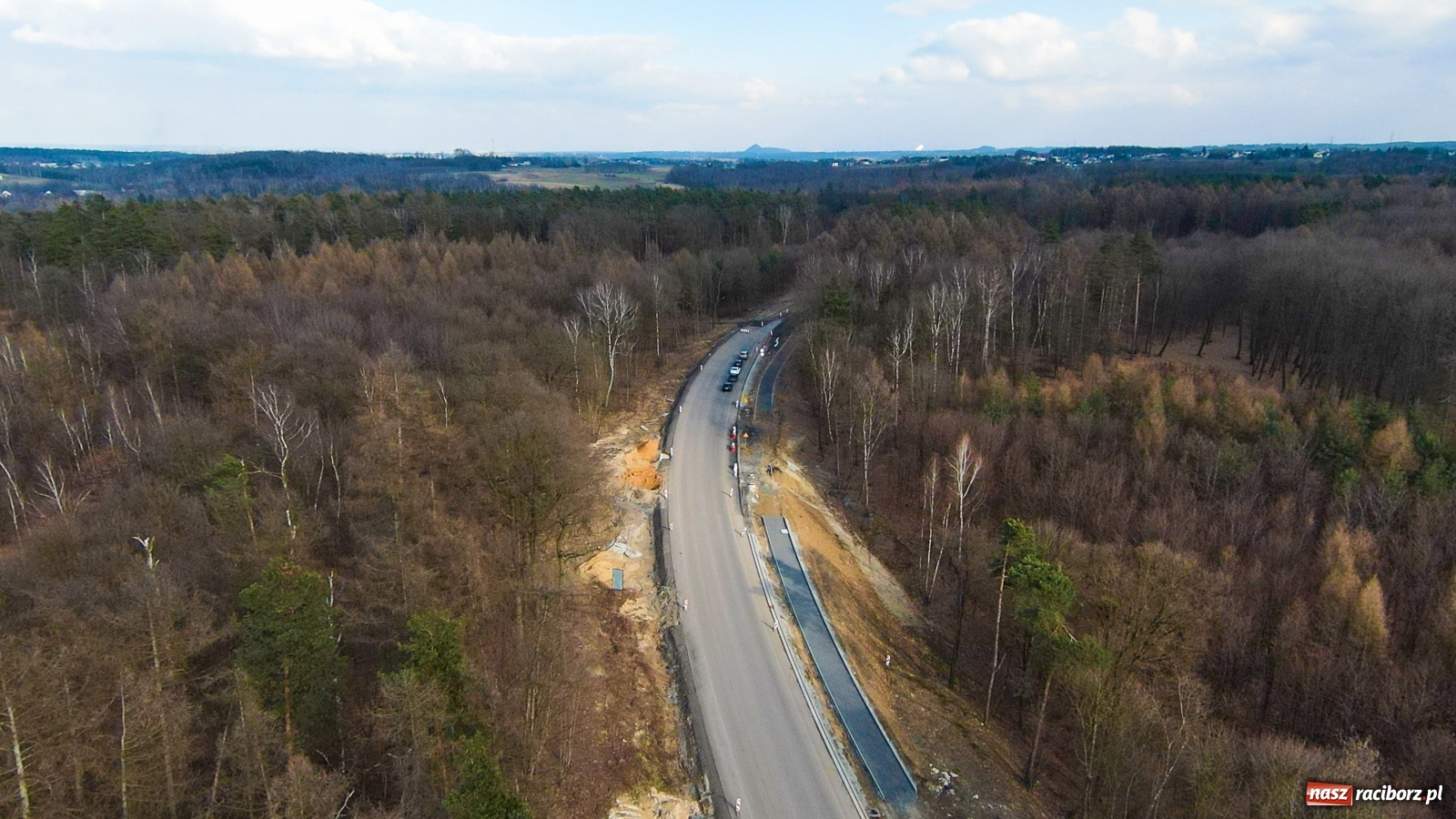 Zdjęcie w galerii na portalu naszraciborz.pl: Raport z przebudowy DW 935 Racibórz-Kornowac-Rzuchów [FOTO] wiadomości z regionu