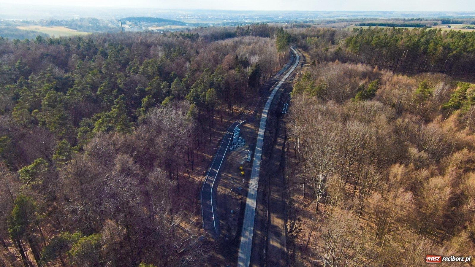 Zdjęcie w galerii na portalu naszraciborz.pl: Raport z przebudowy DW 935 Racibórz-Kornowac-Rzuchów [FOTO] wiadomości z regionu