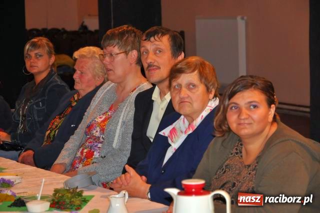 Zdjęcie w galerii na portalu naszraciborz.pl: Przełamują bariery wiadomości z regionu