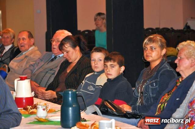 Zdjęcie w galerii na portalu naszraciborz.pl: Przełamują bariery wiadomości z regionu