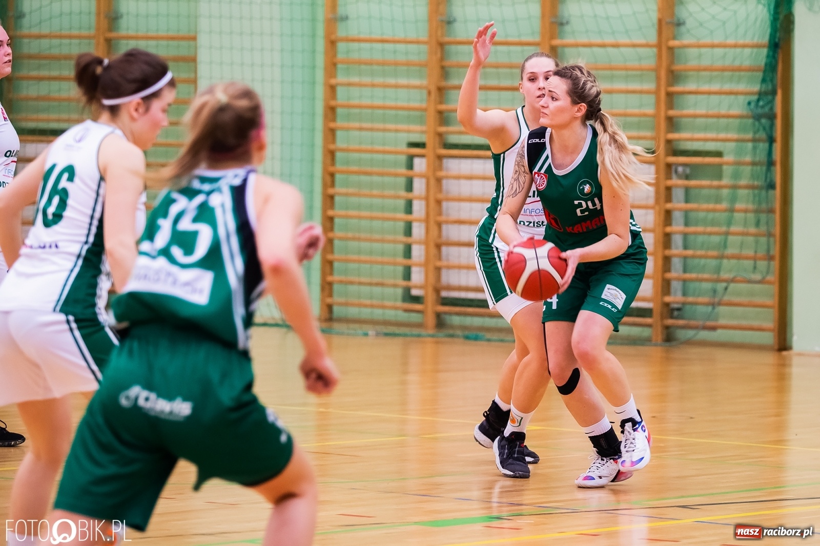 Zdjęcie w galerii na portalu naszraciborz.pl: Koszykarska rywalizacja o puchar Rektora PWSZ Racibórz [FOTO i WIDEO] wiadomości z regionu