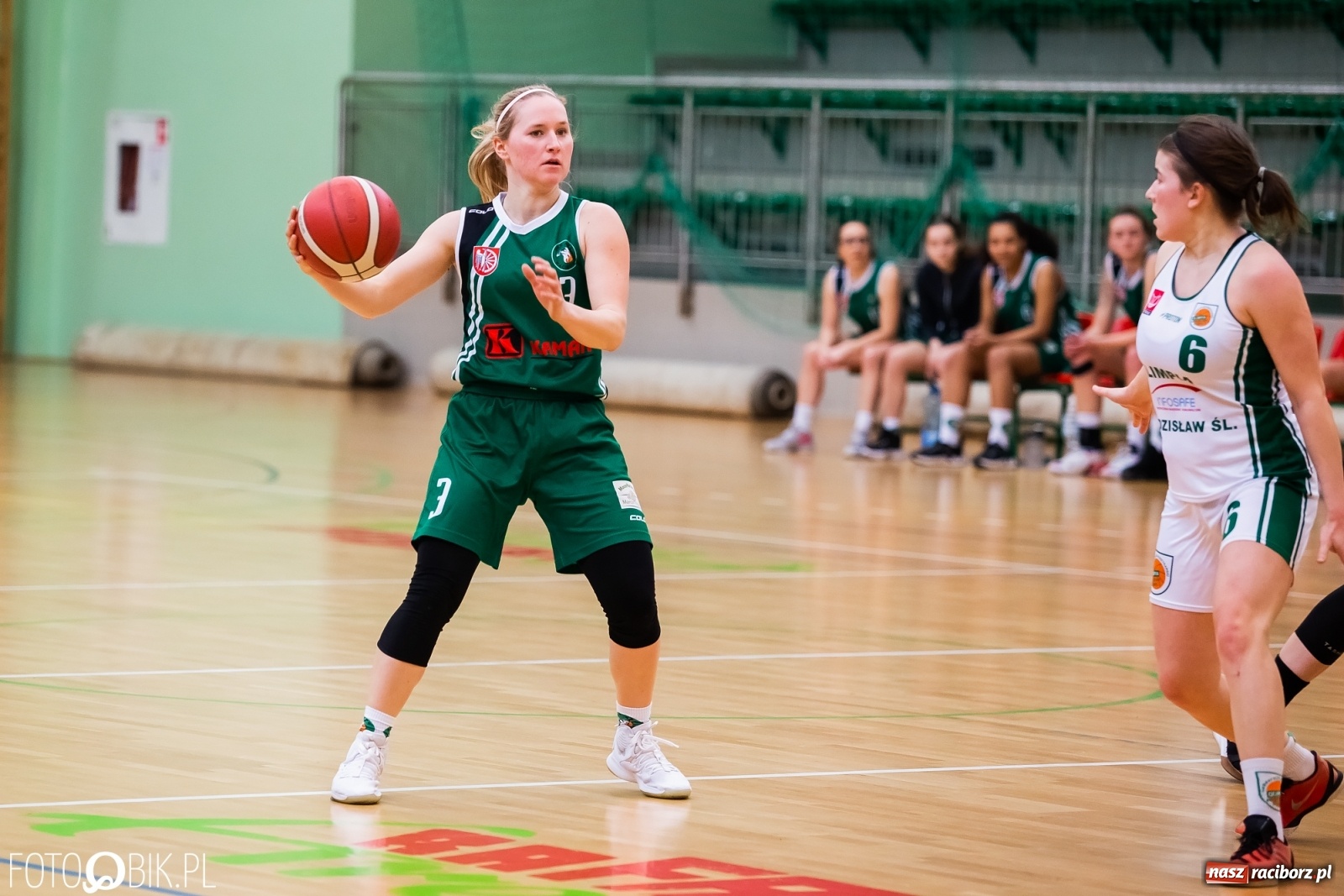 Zdjęcie w galerii na portalu naszraciborz.pl: Koszykarska rywalizacja o puchar Rektora PWSZ Racibórz [FOTO i WIDEO] wiadomości z regionu