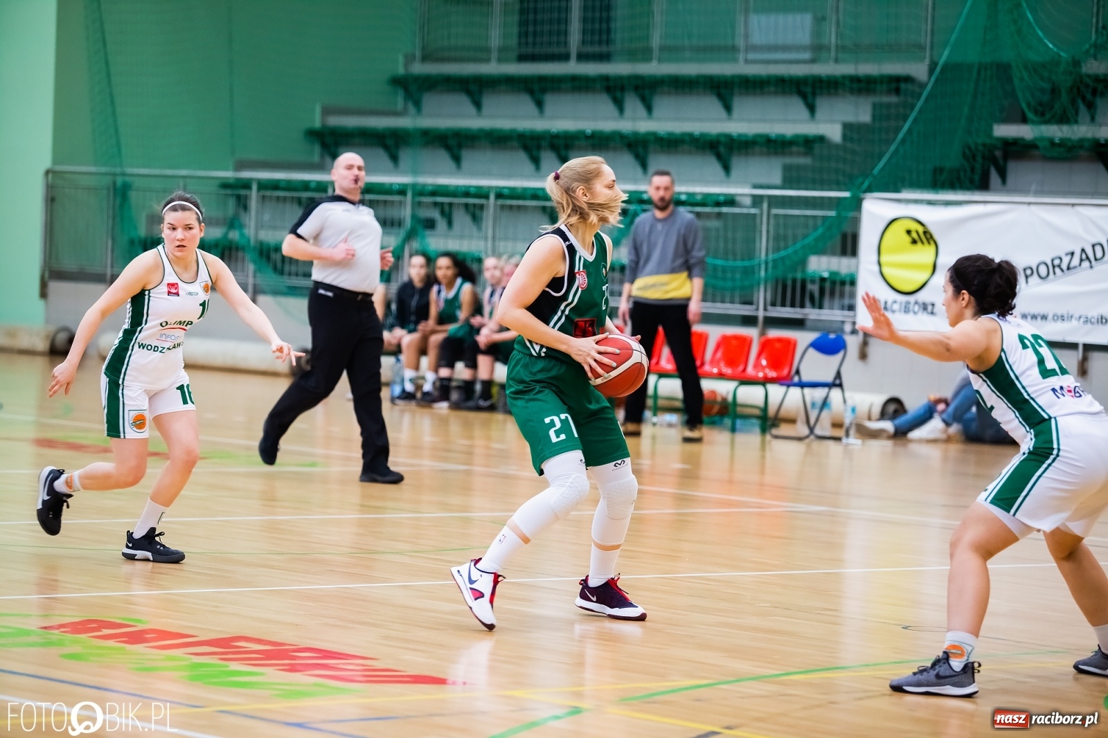 Zdjęcie w galerii na portalu naszraciborz.pl: Koszykarska rywalizacja o puchar Rektora PWSZ Racibórz [FOTO i WIDEO] wiadomości z regionu