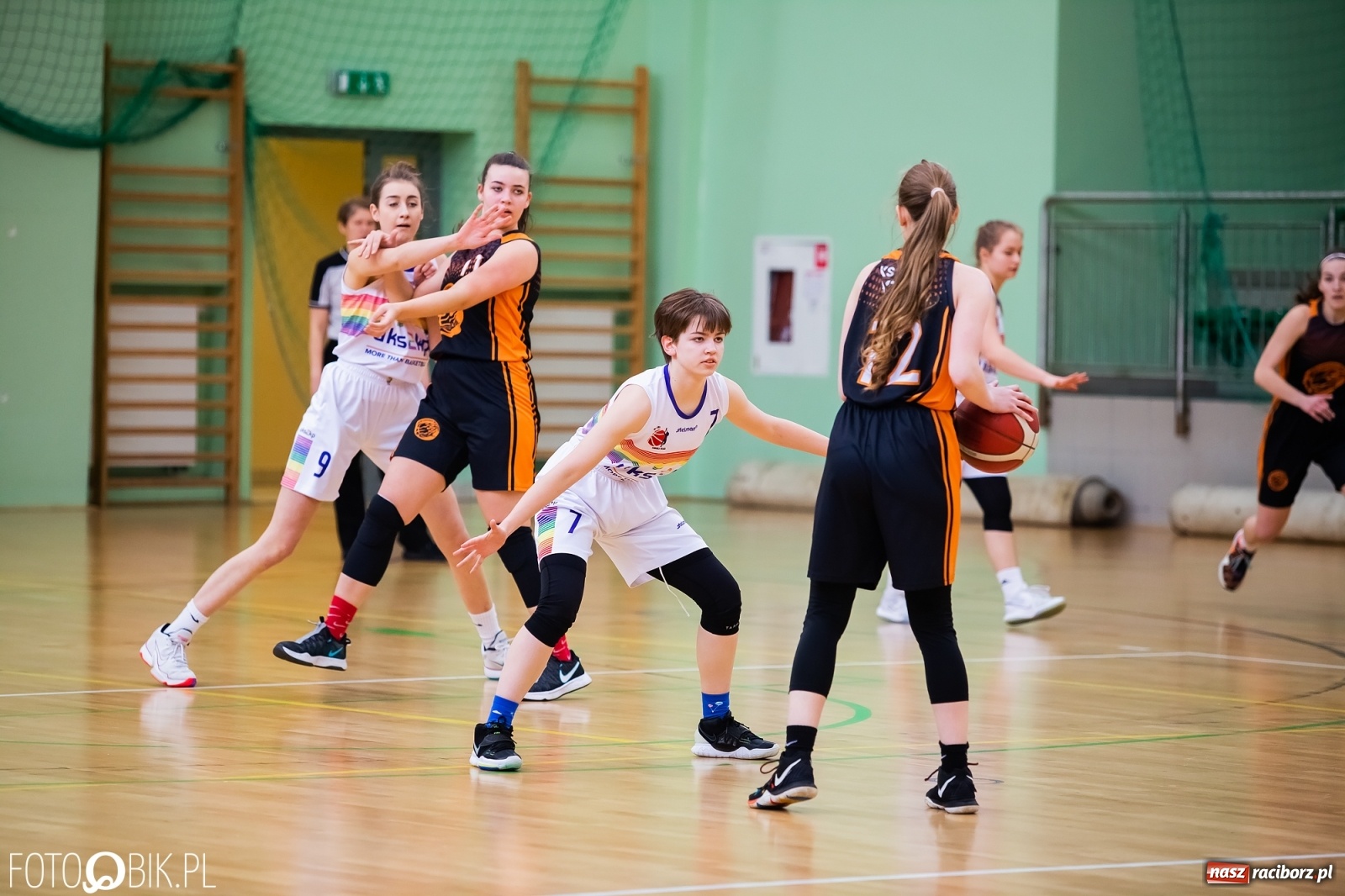 Zdjęcie w galerii na portalu naszraciborz.pl: Koszykarska rywalizacja o puchar Rektora PWSZ Racibórz [FOTO i WIDEO] wiadomości z regionu