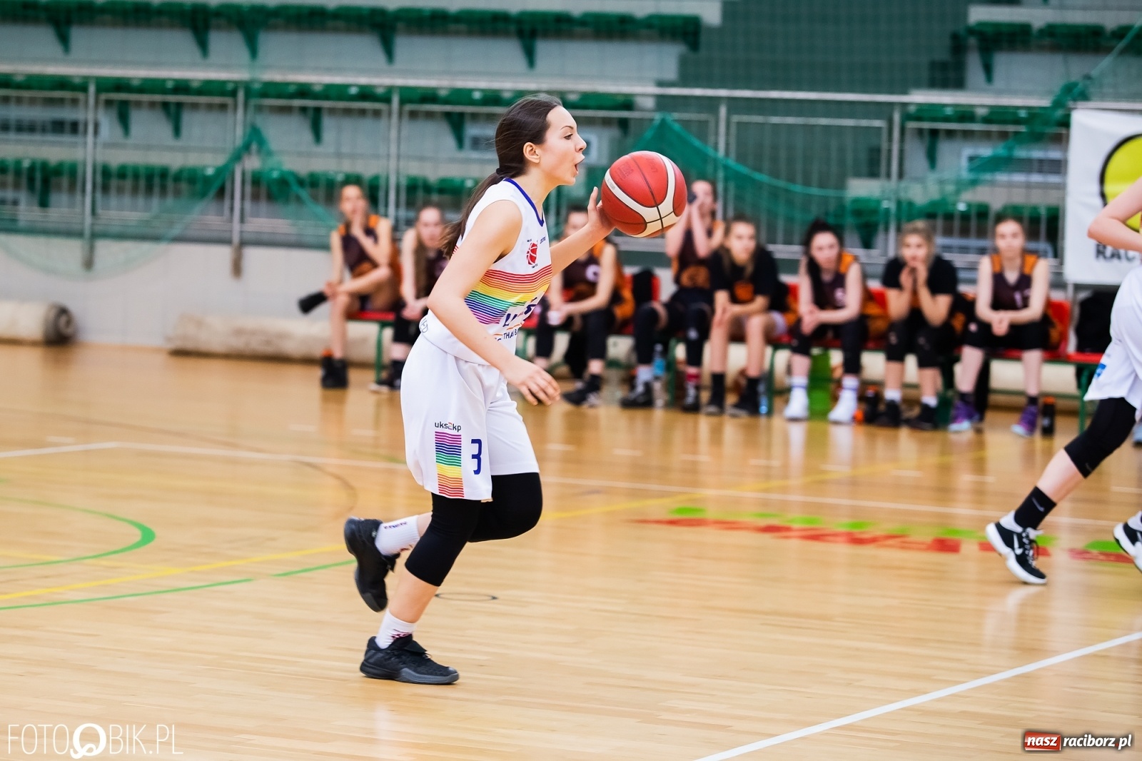 Zdjęcie w galerii na portalu naszraciborz.pl: Koszykarska rywalizacja o puchar Rektora PWSZ Racibórz [FOTO i WIDEO] wiadomości z regionu