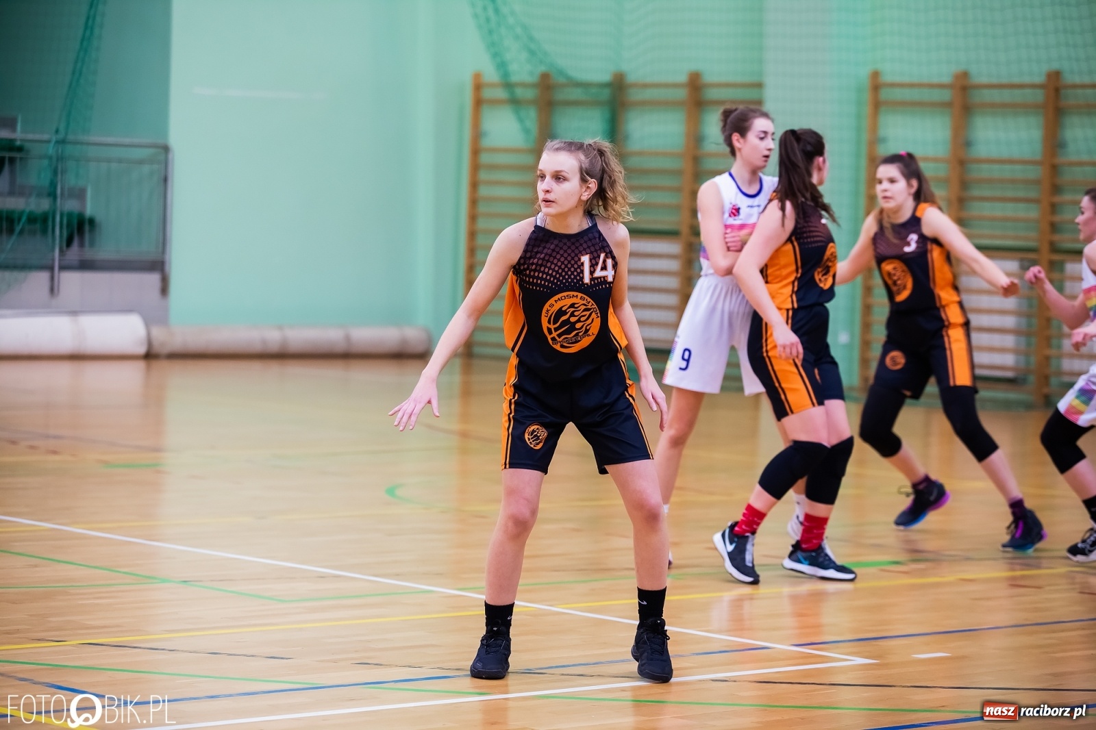 Zdjęcie w galerii na portalu naszraciborz.pl: Koszykarska rywalizacja o puchar Rektora PWSZ Racibórz [FOTO i WIDEO] wiadomości z regionu