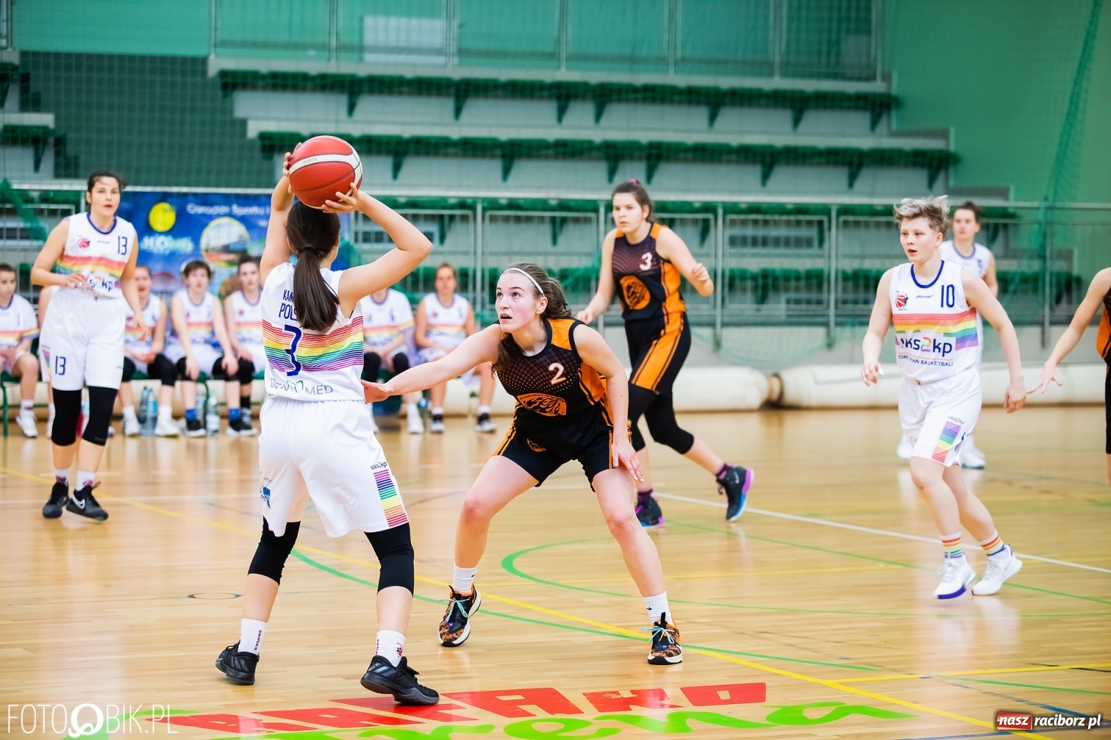 Zdjęcie w galerii na portalu naszraciborz.pl: Koszykarska rywalizacja o puchar Rektora PWSZ Racibórz [FOTO i WIDEO] wiadomości z regionu