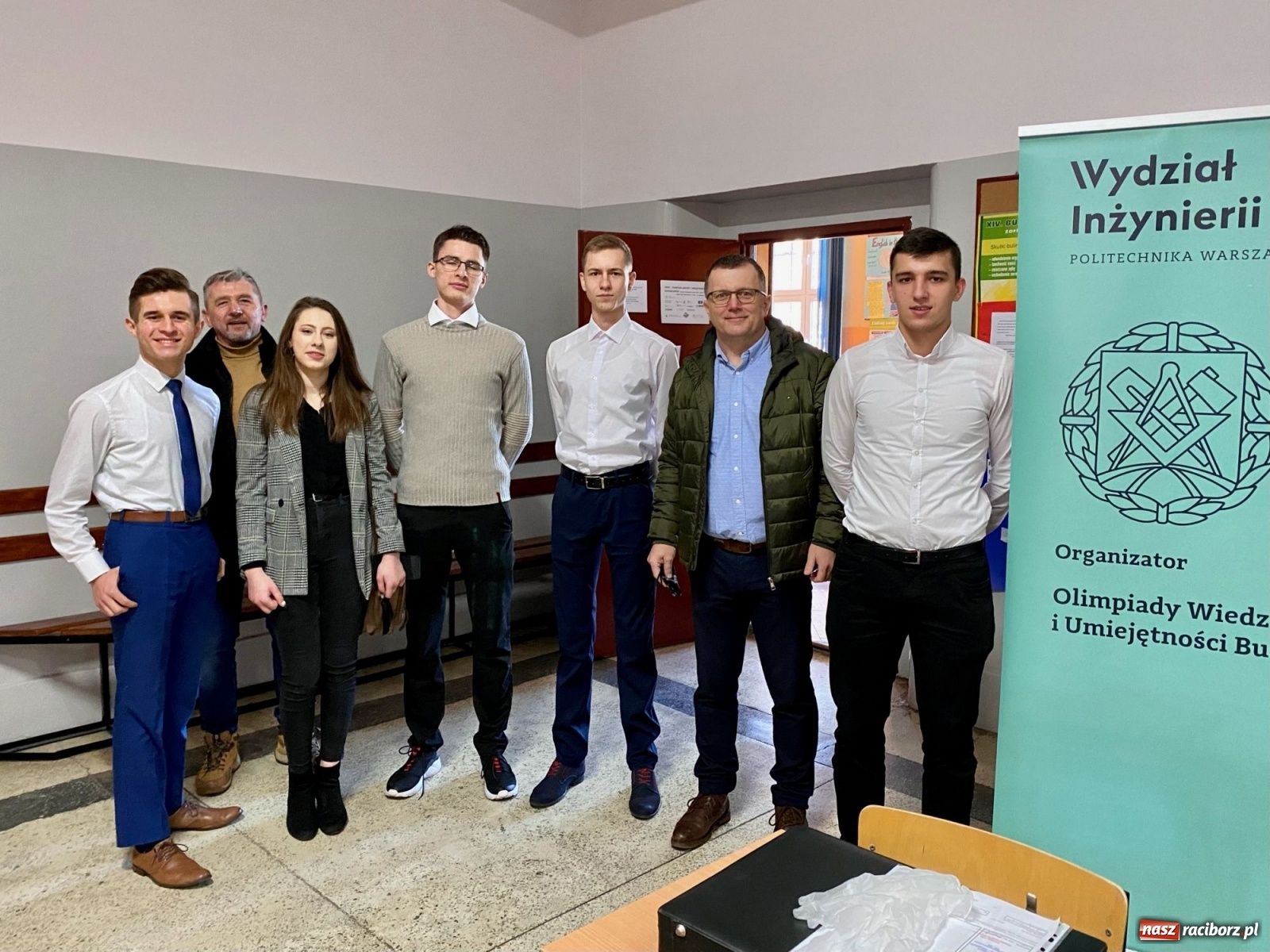 Zdjęcie w galerii na portalu naszraciborz.pl: Uczniowie CKZiU nr 1 w Raciborzu awansowali do finału Olimpiady wiadomości z regionu