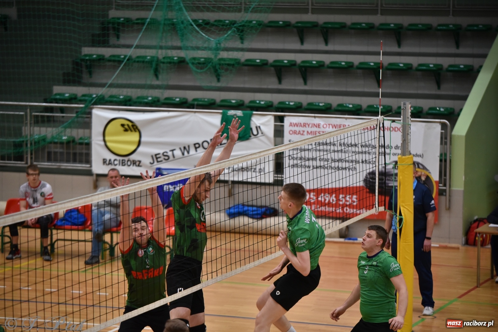 Zdjęcie w galerii na portalu naszraciborz.pl: Siatkówka. Mógł być spacerek, a było pod górkę [FOTO] wiadomości z regionu
