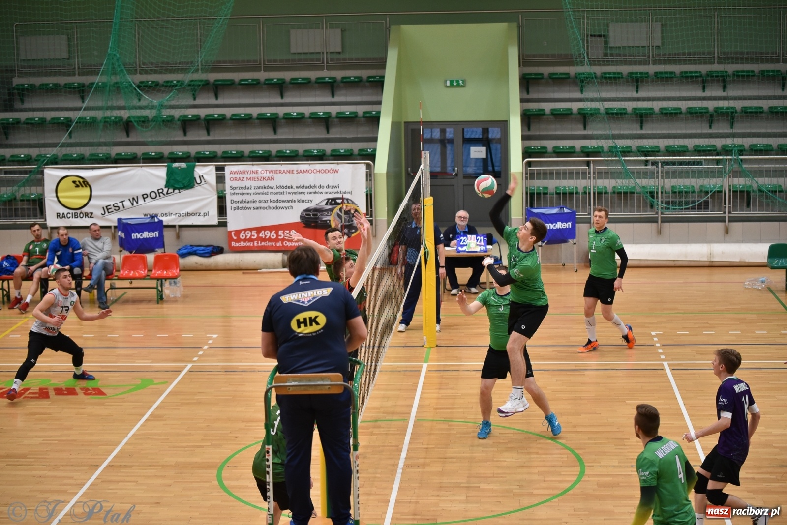 Zdjęcie w galerii na portalu naszraciborz.pl: Siatkówka. Mógł być spacerek, a było pod górkę [FOTO] wiadomości z regionu