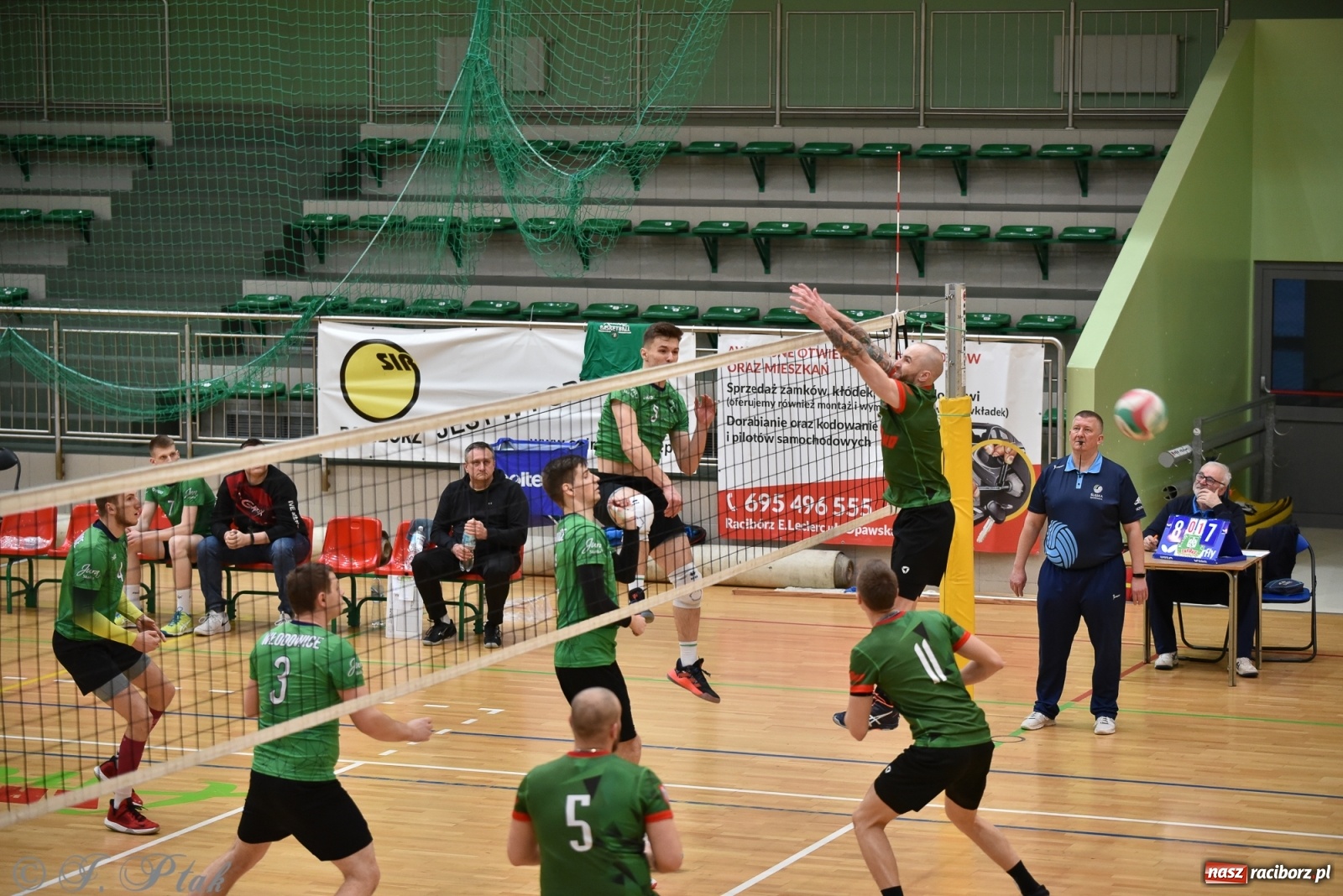 Zdjęcie w galerii na portalu naszraciborz.pl: Siatkówka. Mógł być spacerek, a było pod górkę [FOTO] wiadomości z regionu