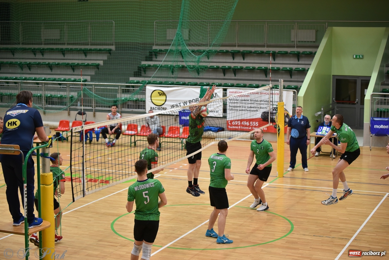 Zdjęcie w galerii na portalu naszraciborz.pl: Siatkówka. Mógł być spacerek, a było pod górkę [FOTO] wiadomości z regionu