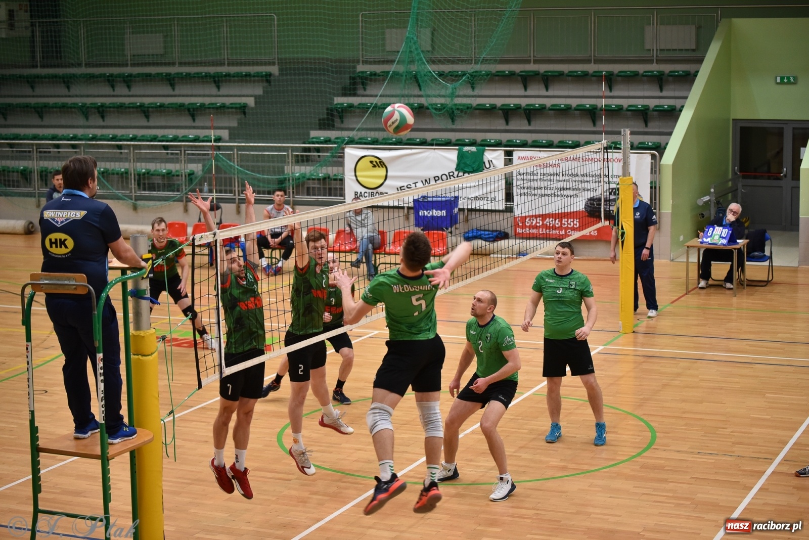Zdjęcie w galerii na portalu naszraciborz.pl: Siatkówka. Mógł być spacerek, a było pod górkę [FOTO] wiadomości z regionu