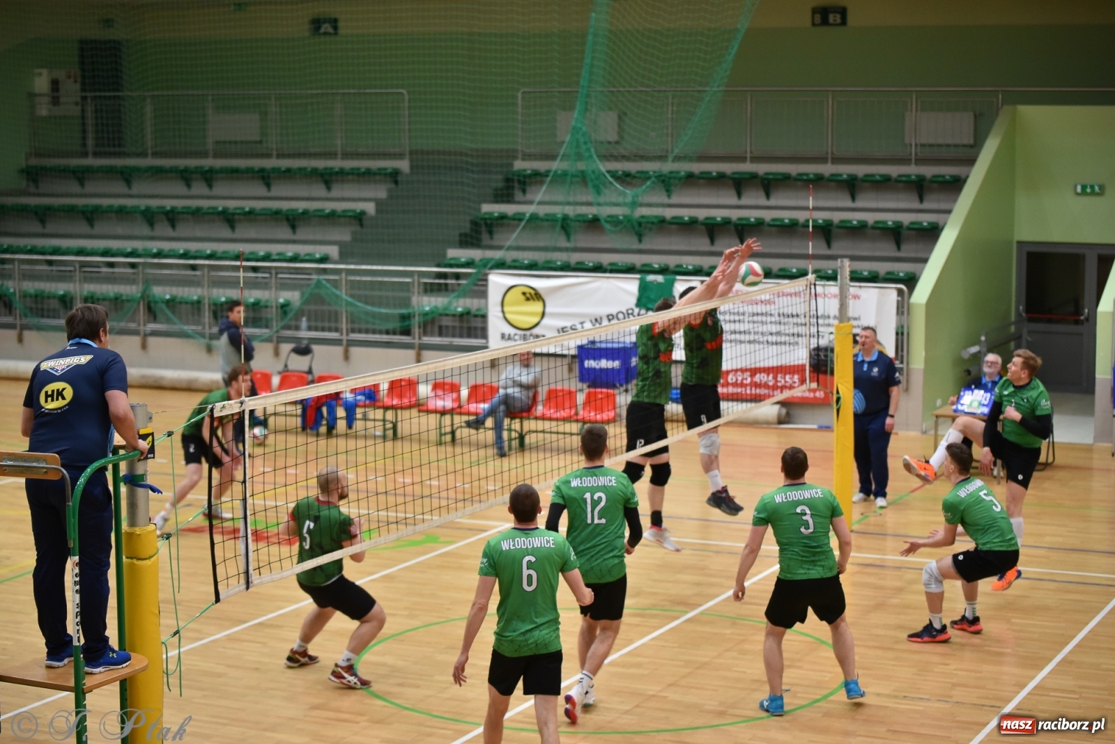 Zdjęcie w galerii na portalu naszraciborz.pl: Siatkówka. Mógł być spacerek, a było pod górkę [FOTO] wiadomości z regionu