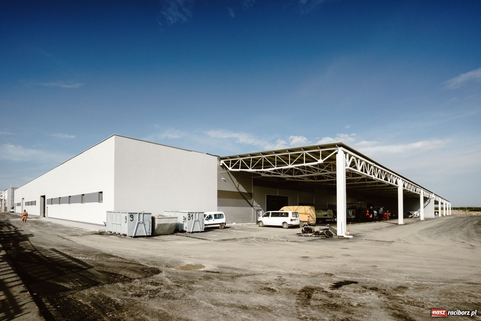 Zdjęcie w galerii na portalu naszraciborz.pl: Eko-Okna finiszują z budową hali. Będą większe od Stadionu Narodowego w Warszawie! wiadomości z regionu