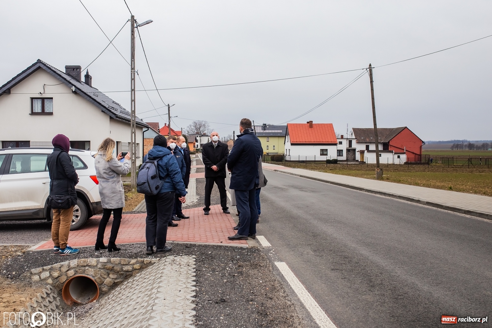 Zdjęcie w galerii na portalu naszraciborz.pl: W Rudyszwałdzie oddano do użytku wyremontowaną drogę [FOTO i WIDEO] wiadomości z regionu