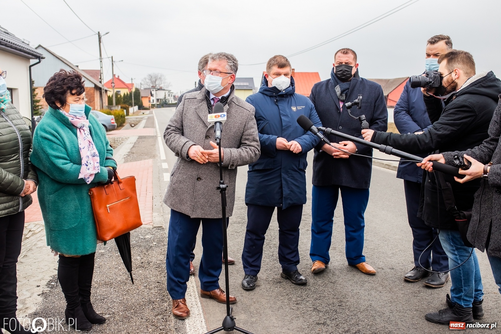 Zdjęcie w galerii na portalu naszraciborz.pl: W Rudyszwałdzie oddano do użytku wyremontowaną drogę [FOTO i WIDEO] wiadomości z regionu