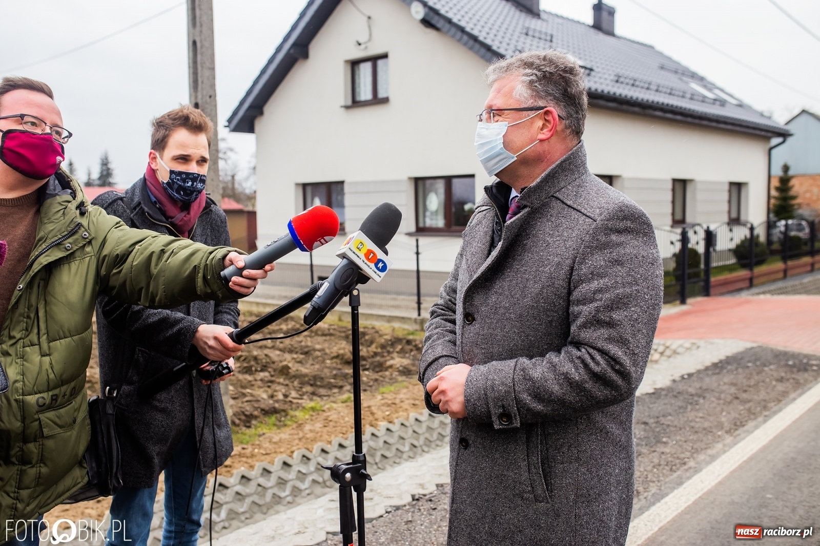 Zdjęcie w galerii na portalu naszraciborz.pl: W Rudyszwałdzie oddano do użytku wyremontowaną drogę [FOTO i WIDEO] wiadomości z regionu