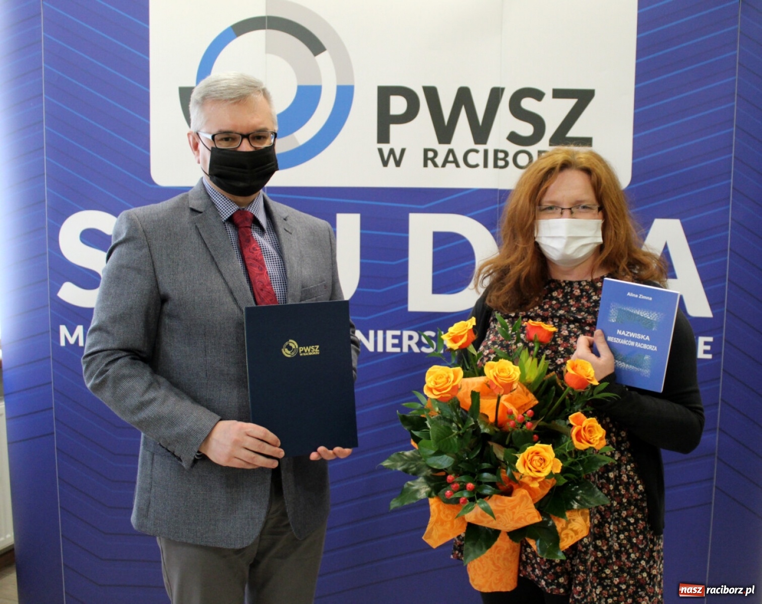 Zdjęcie w galerii na portalu naszraciborz.pl: Ukazała się książka o nazwiskach mieszkańców Raciborza wiadomości z regionu