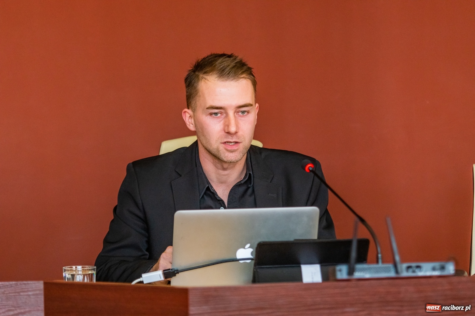 Zdjęcie w galerii na portalu naszraciborz.pl: Nie ma komu poprowadzić komisji budżetu i finansów wiadomości z regionu