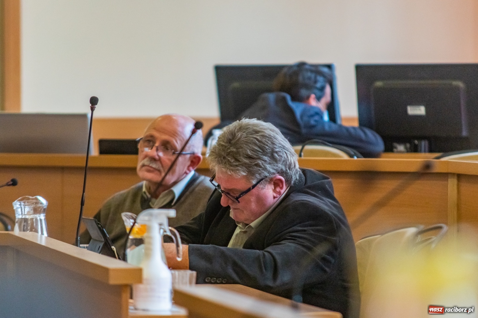Zdjęcie w galerii na portalu naszraciborz.pl: Nie ma komu poprowadzić komisji budżetu i finansów wiadomości z regionu