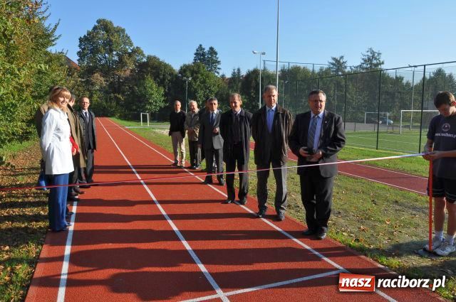 Zdjęcie w galerii na portalu naszraciborz.pl: Kompleks sportowy przy G3 otwarty wiadomości z regionu