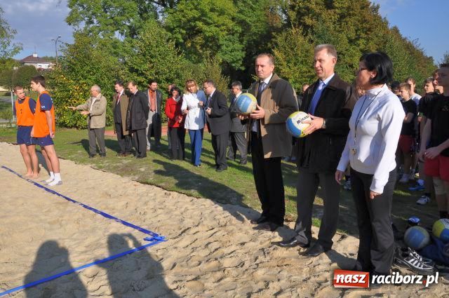 Zdjęcie w galerii na portalu naszraciborz.pl: Kompleks sportowy przy G3 otwarty wiadomości z regionu