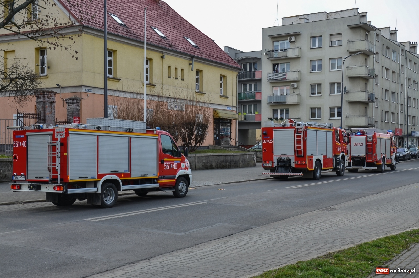 Zdjęcie w galerii na portalu naszraciborz.pl: Raport 998. W budynku przy Londzina pękł strop wiadomości z regionu