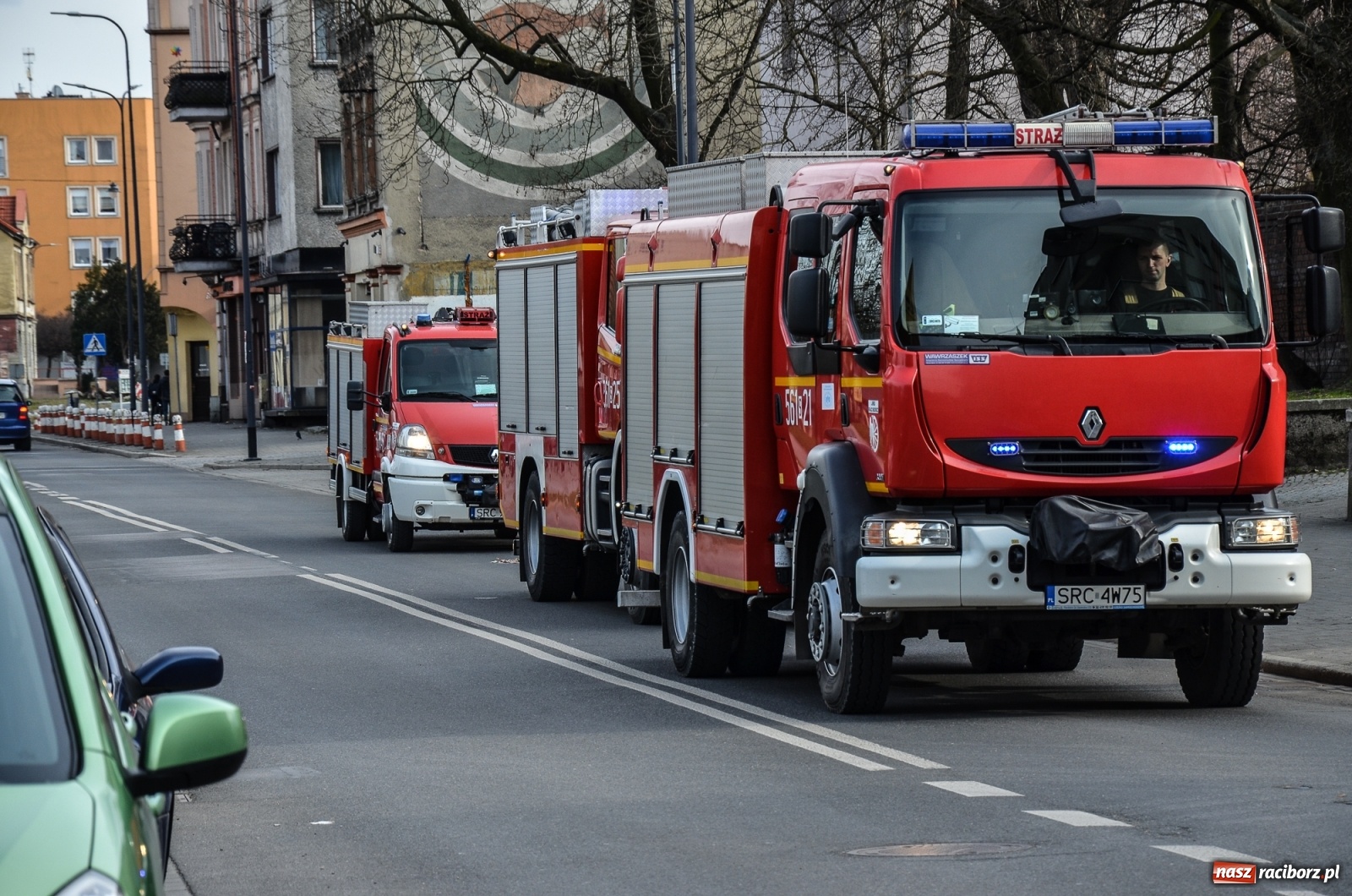 Zdjęcie w galerii na portalu naszraciborz.pl: Raport 998. W budynku przy Londzina pękł strop wiadomości z regionu
