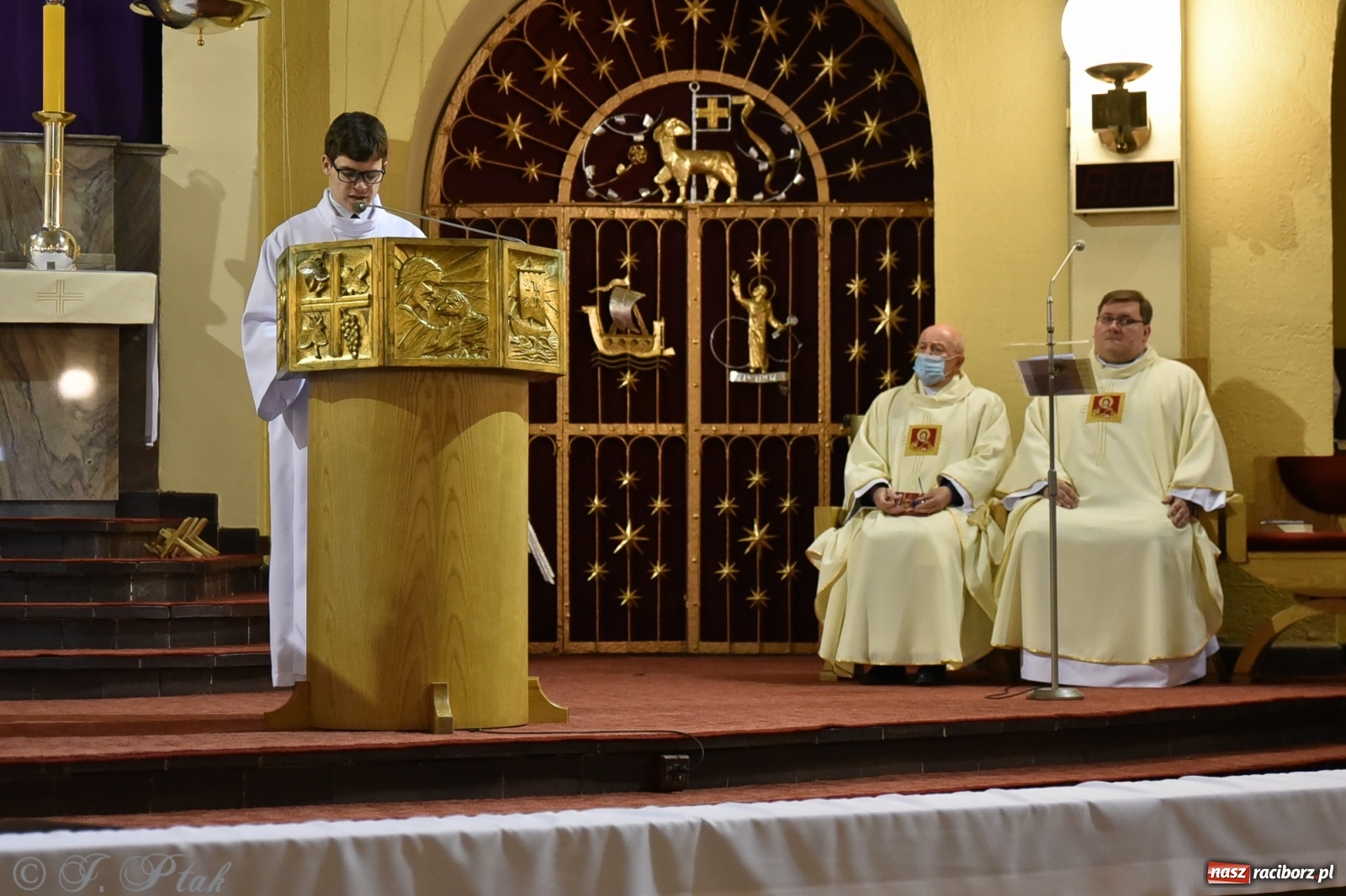 Zdjęcie w galerii na portalu naszraciborz.pl: Wielki Czwartek w kościele NSPJ [FOTO] wiadomości z regionu