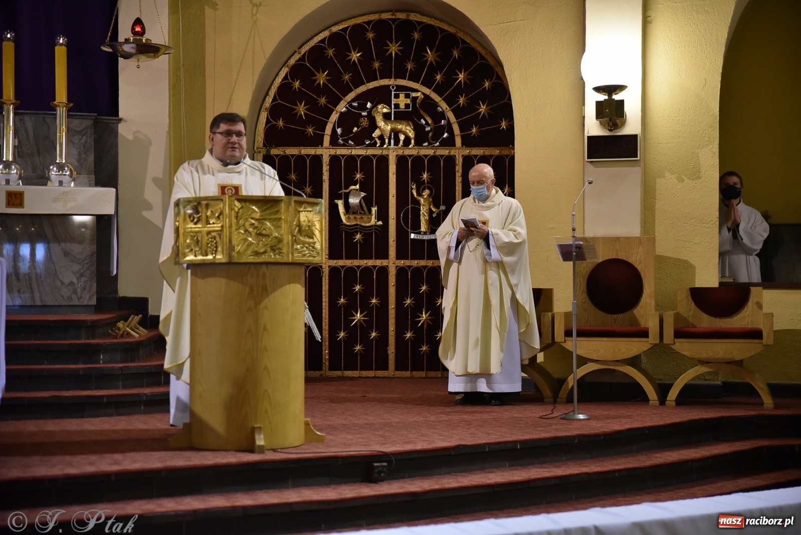Zdjęcie w galerii na portalu naszraciborz.pl: Wielki Czwartek w kościele NSPJ [FOTO] wiadomości z regionu