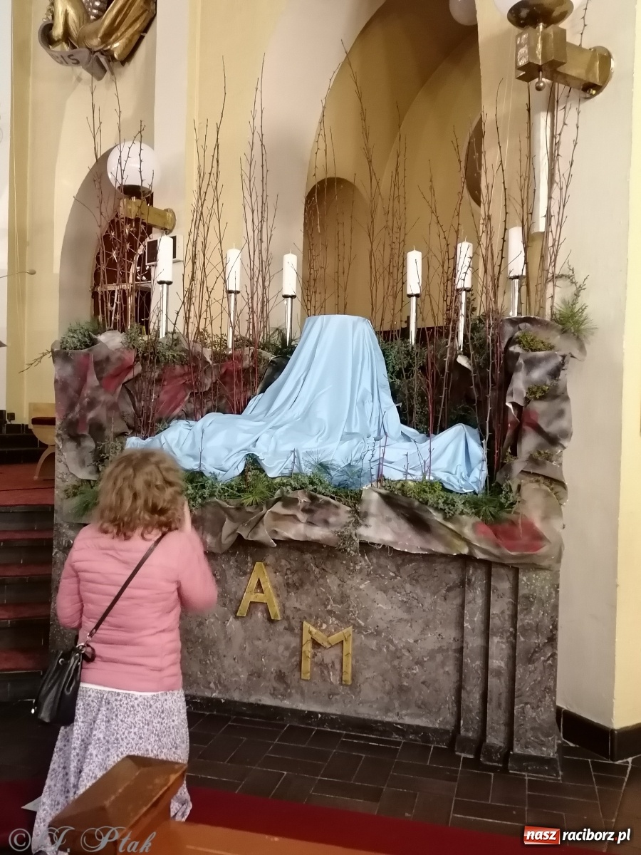 Zdjęcie w galerii na portalu naszraciborz.pl: Wielki Czwartek w kościele NSPJ [FOTO] wiadomości z regionu