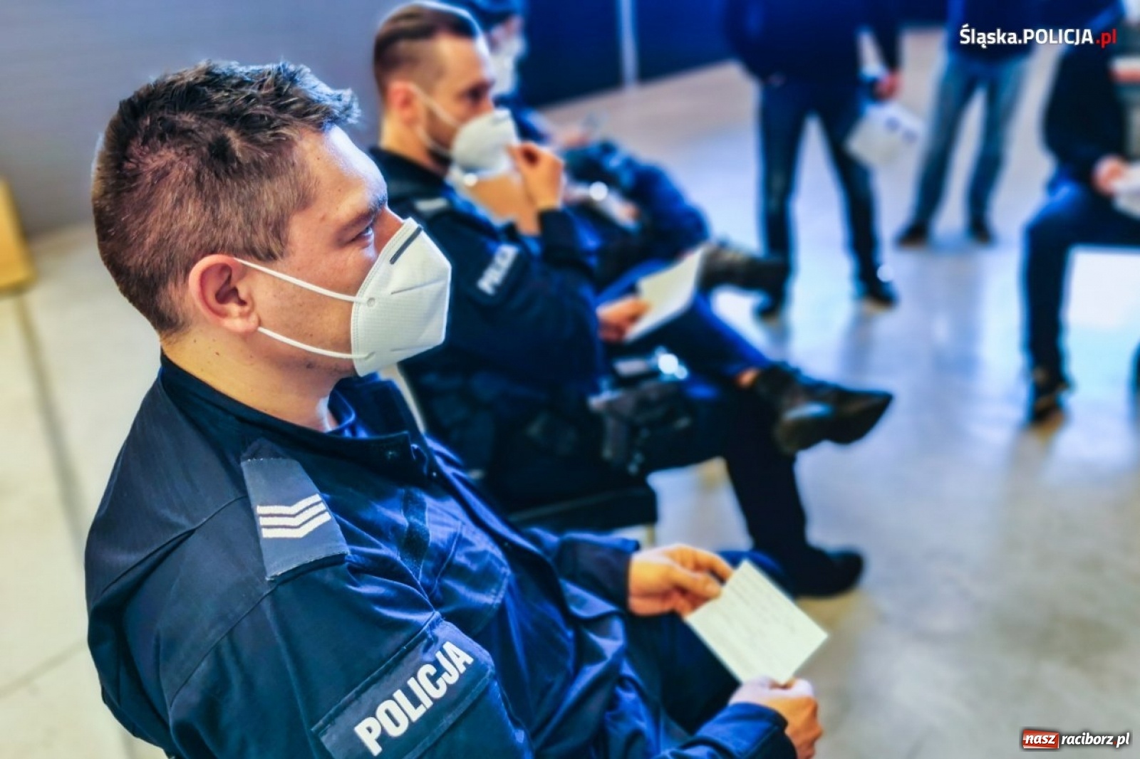 Zdjęcie w galerii na portalu naszraciborz.pl: Trwa akcja szczepień służb mundurowych wiadomości z regionu