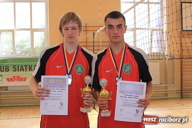 Zdjęcie w galerii na portalu naszraciborz.pl: W SMS-ie najlepsi siatkarze wiadomości z regionu