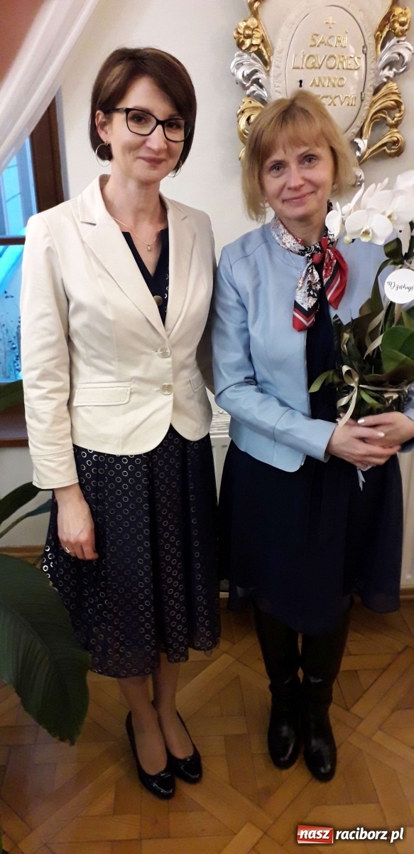 Zdjęcie w galerii na portalu naszraciborz.pl: Marcela Szymańska doktorem nauk humanistycznych wiadomości z regionu