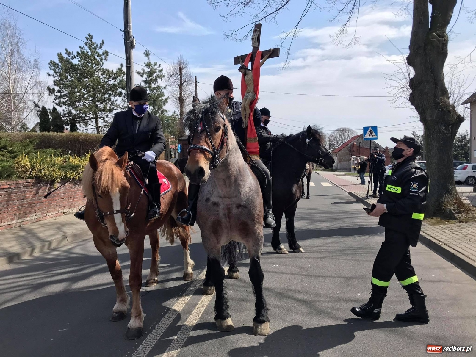 Zdjęcie w galerii na portalu naszraciborz.pl: Procesja wielkanocna w Bieńkowicach [FOTO i WIDEO] wiadomości z regionu